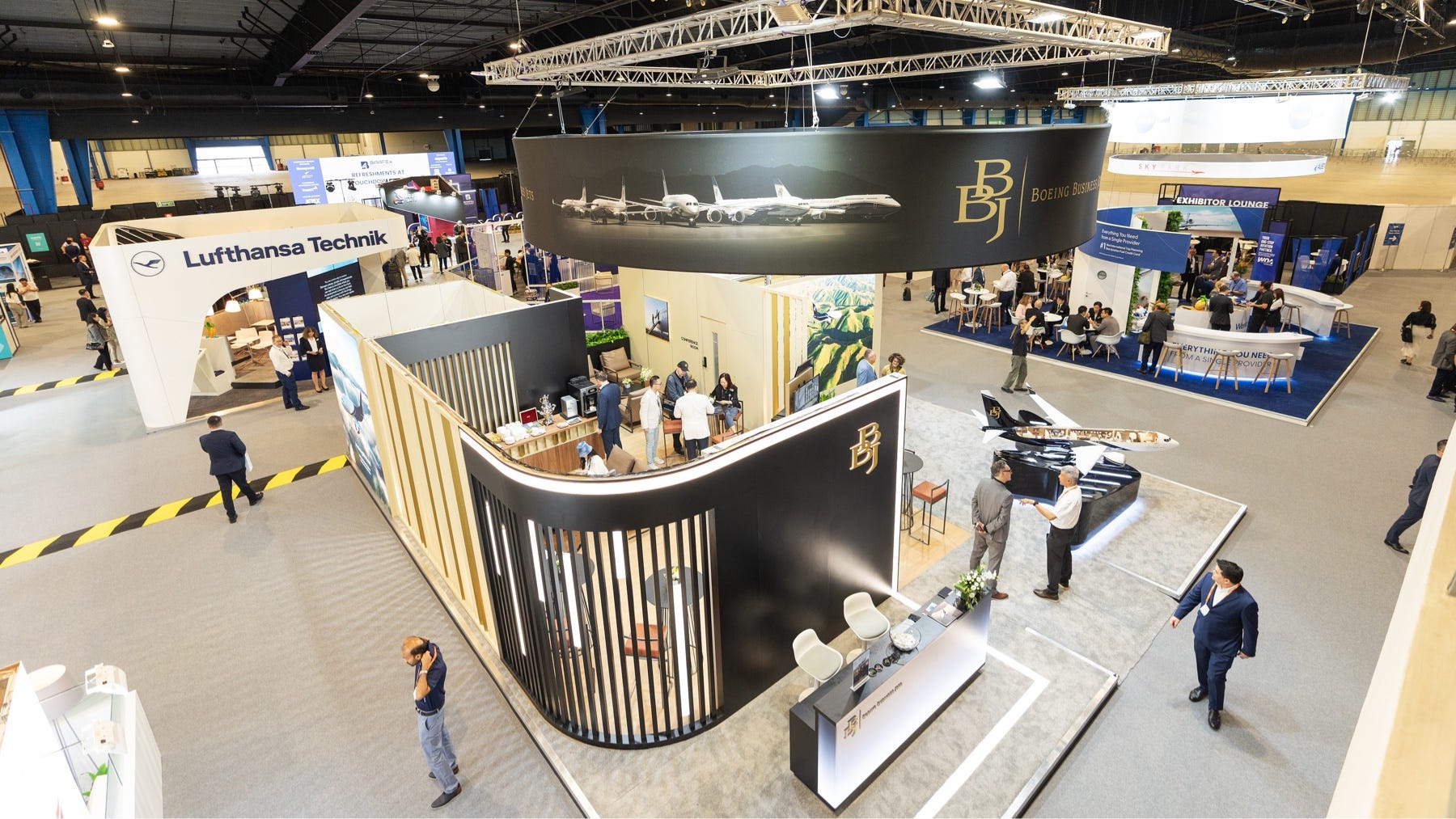 航空展中的商務航空參展商